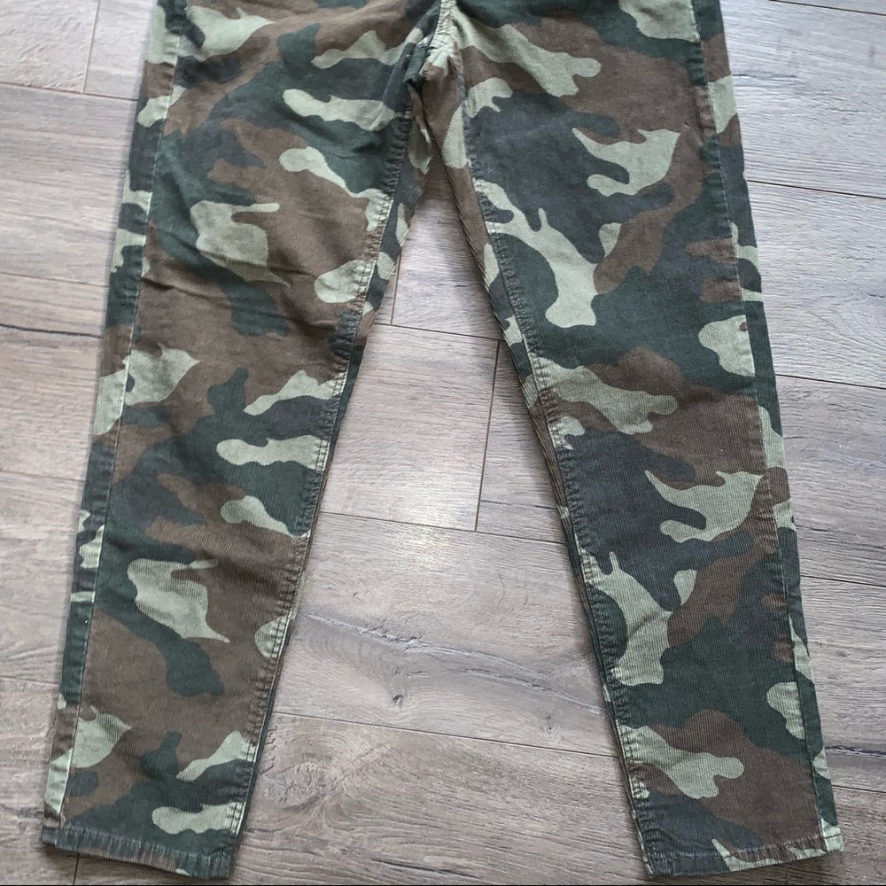 American Eagle Corduroy Mom Jeans - Picture 5 of 9